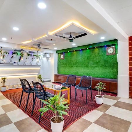 Hotel Brundavan International Guntūr Extérieur photo