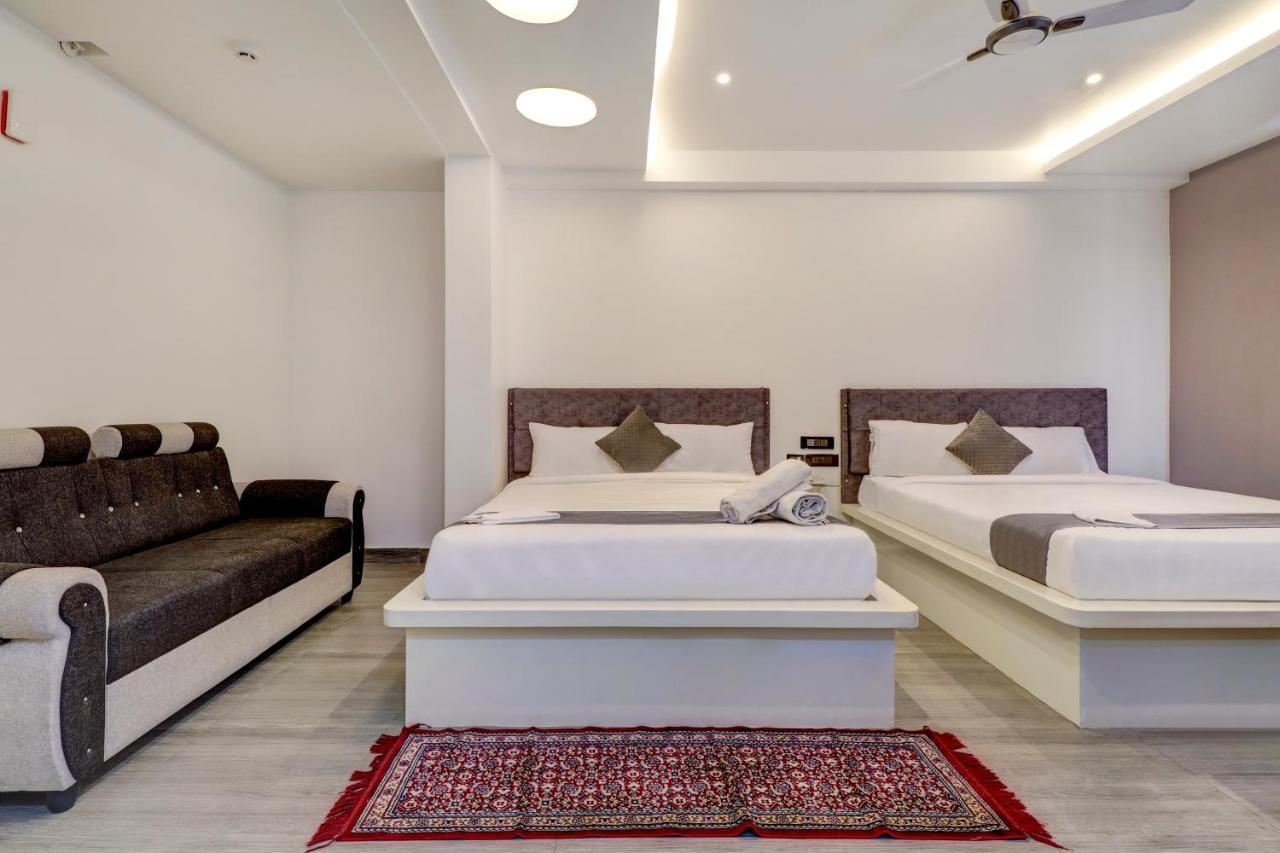 Hotel Brundavan International Guntūr Extérieur photo